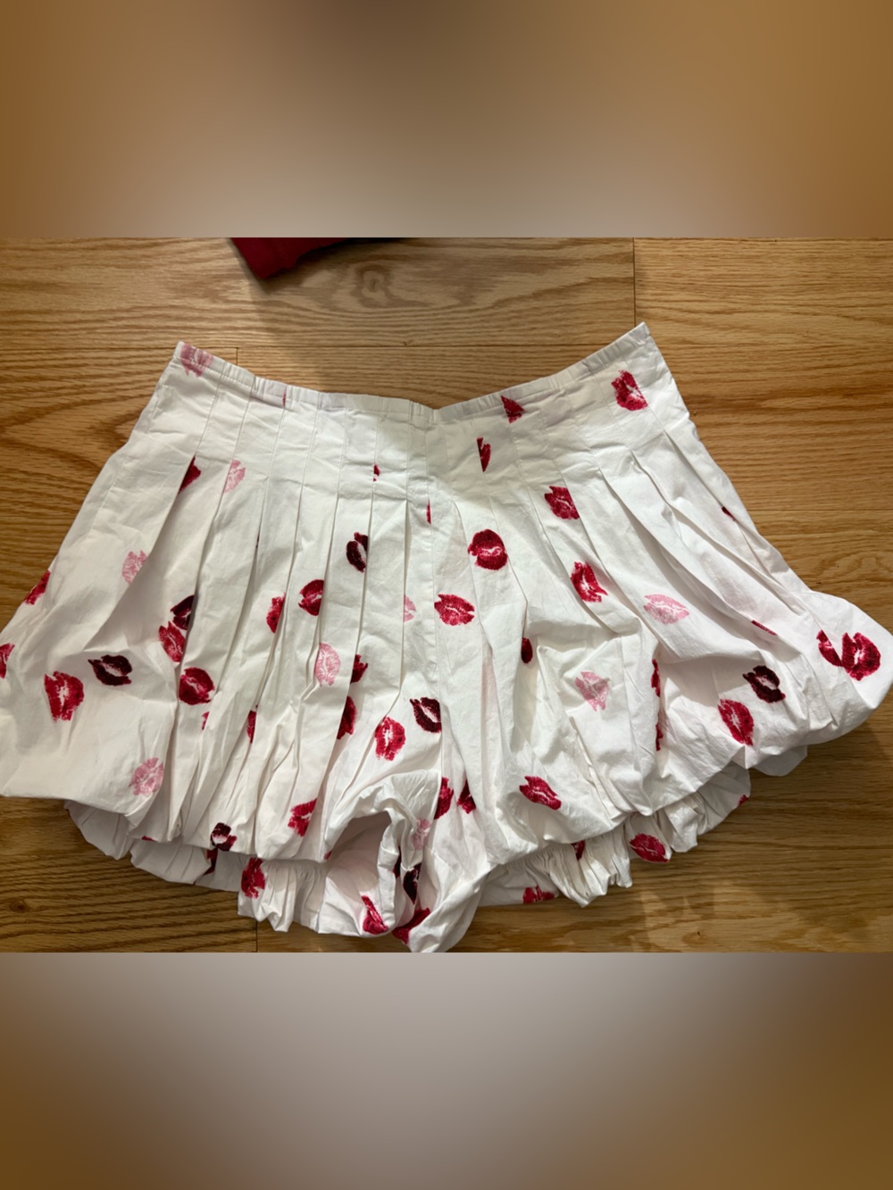 Maeve Bubble High Waist Shorts in White & Pink Size Medium NWT
